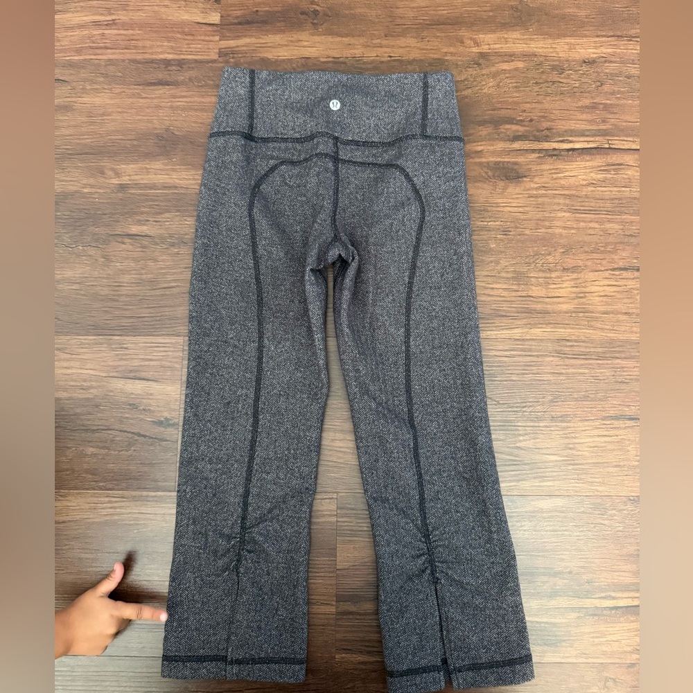 Lululemon Herringbone Crop‎ Split Hem Leggings Size 4